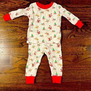 EUC kissy kissy size 12-18 month pajamas